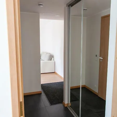 Quiet & Modern Downtown 1br, Near Bus Station & Airport * Tallinn