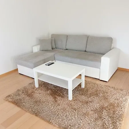 Quiet & Modern Downtown 1br, Near Bus Station & Airport * Таллин