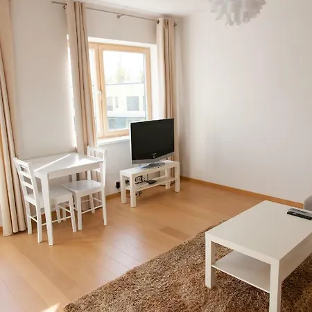 Quiet & Modern Downtown 1br, Near Bus Station & Airport * Таллин